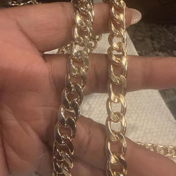 Christian Dior Pouch Star Gold Beige Novelty Logo Holiday Exclusive CD 2025 - Picture 8 of 8